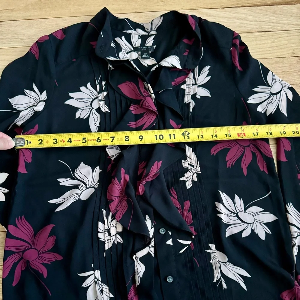 Ann Taylor never worn